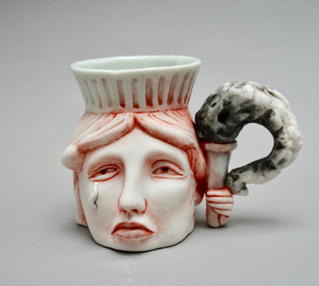 LADY LIBERTY IN TEARS | 34884