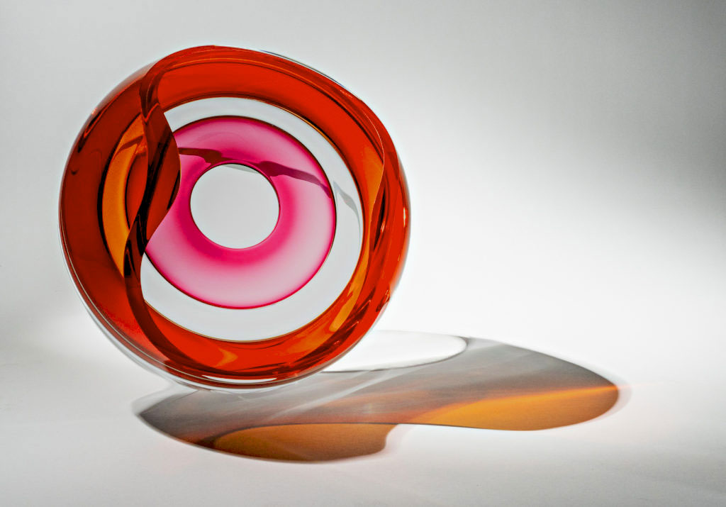 CURVING RED WITH RUBY HALO | 33253