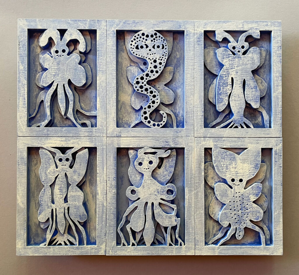 SIX PROTECTORS: BLUE MOTH CHORUS  | 34576