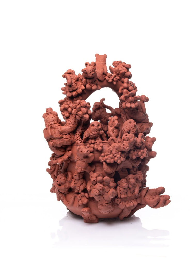 TERRACOTTA BUCKET OF SAFETY AND REASSURANCE | 34667