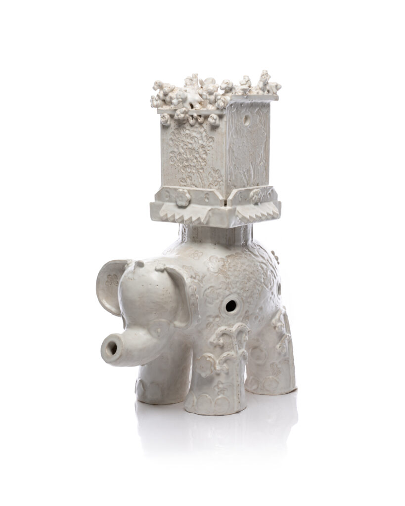 ELEFANT TOWER VASE | 34672