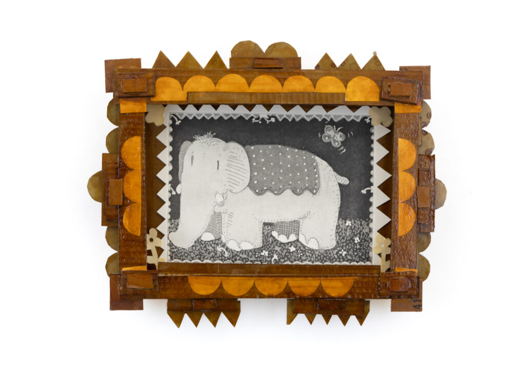 ELEFANT AND BUTTERFLY  | 34716
