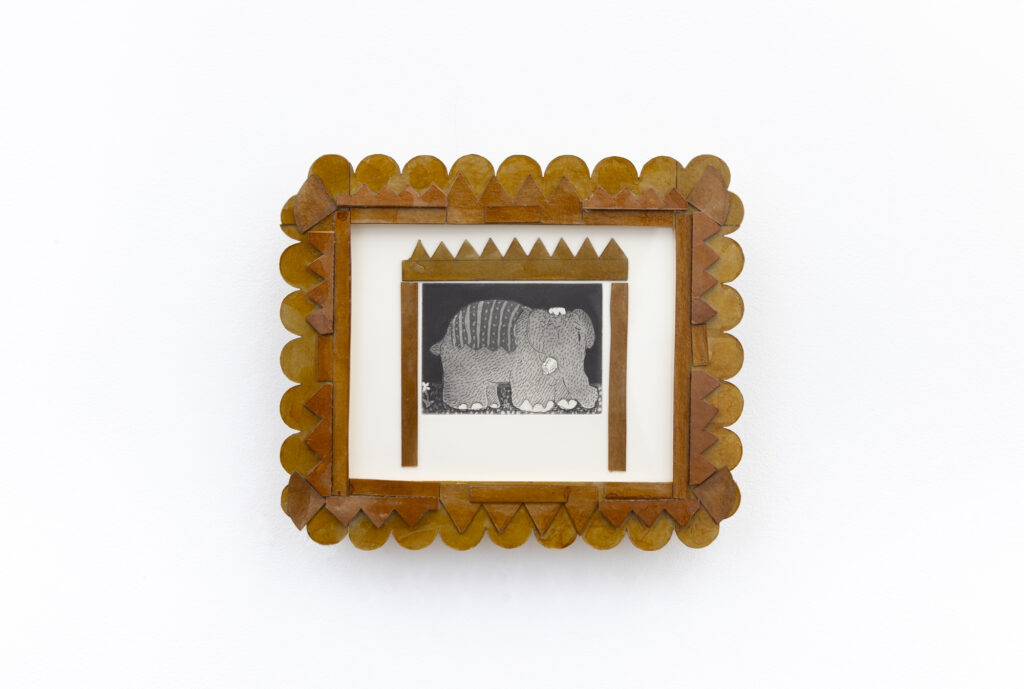 ELEFANT IN THE DARK | 34721