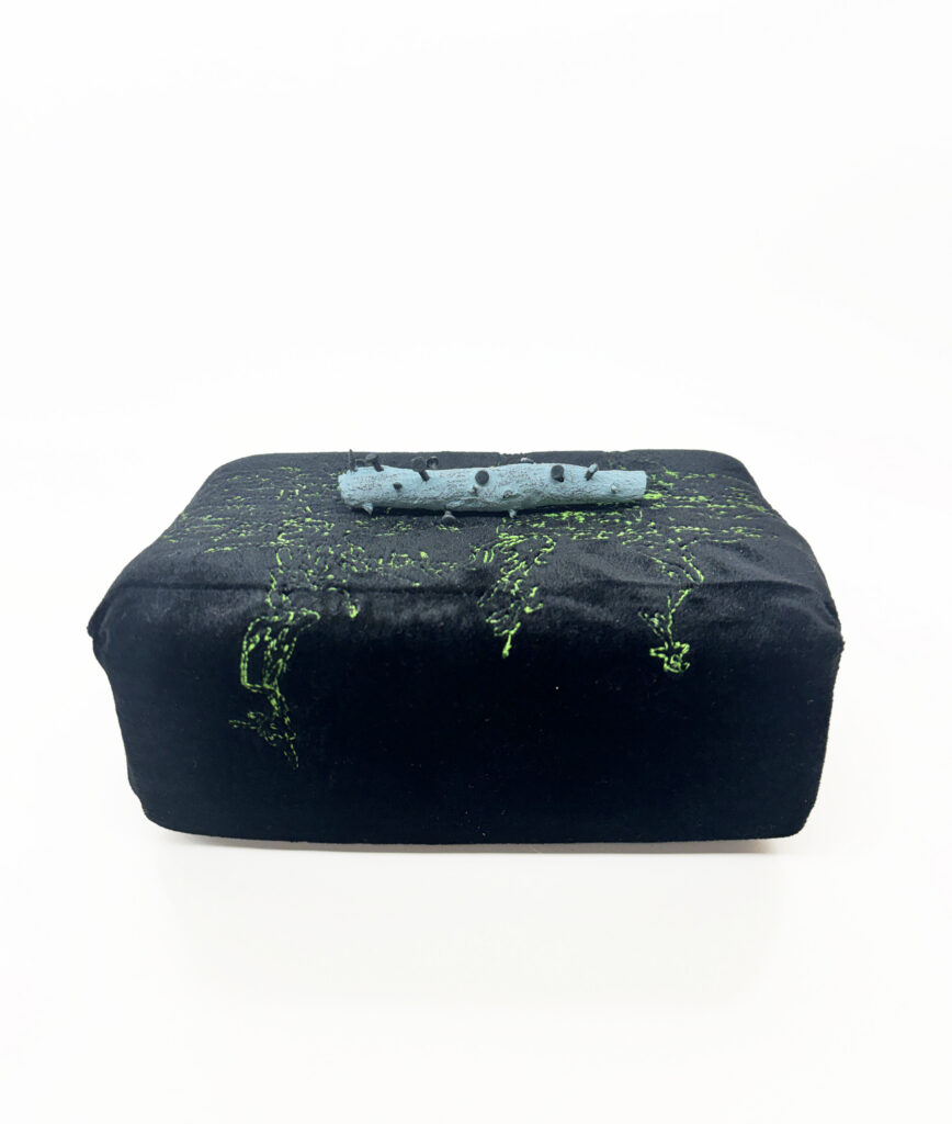 ON VELVET II | 35965